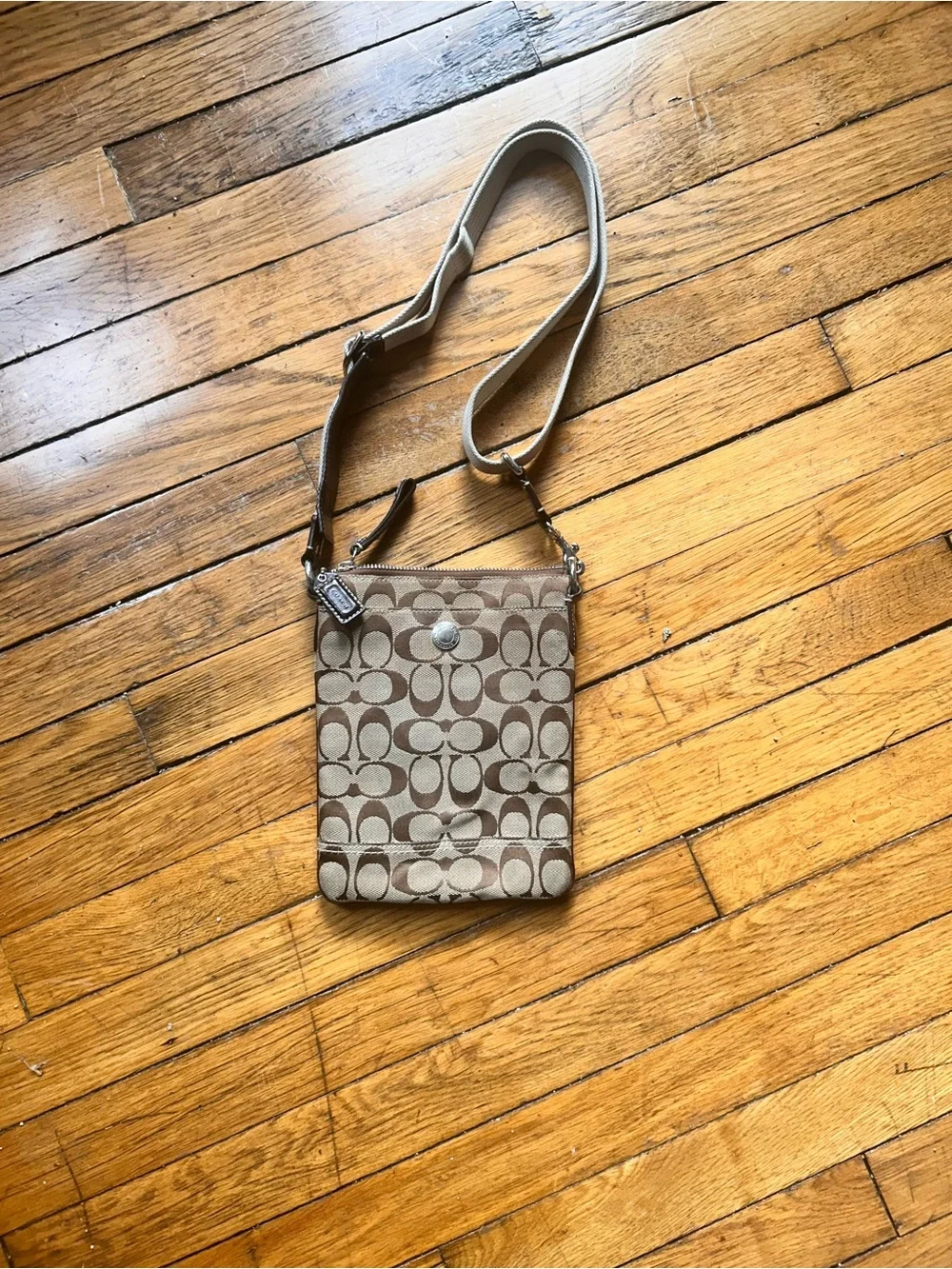 Coach Signature Crossbody in Beige and Brown